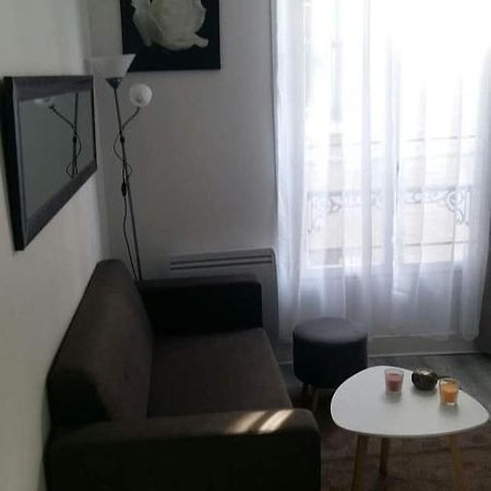 Cosy Appartement 2 Pieces 15Min Du Centre De Paris Clichy Luaran gambar